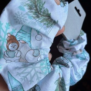 🆕Adorable Holiday Snowman Gnome Hair Scrunchie☃️